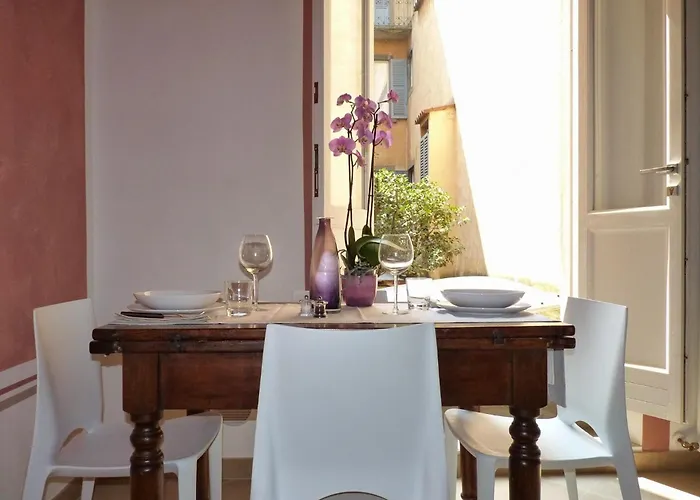 Flora Inn, Super Sweet - Centro Lägenhet *