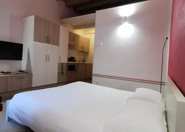 Flora Inn, Super Sweet - Centro 아파트 *