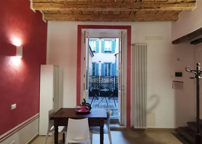 Flora Inn, Super Sweet - Centro *