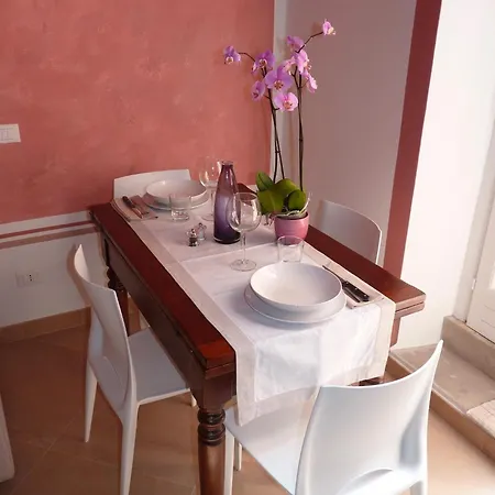 Flora Inn, Super Sweet - Centro *